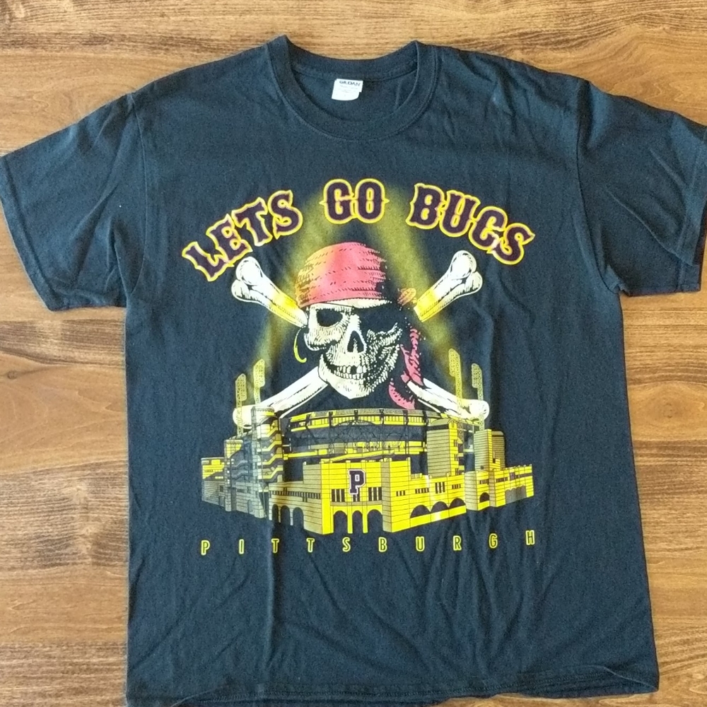 Pittsburgh pirates t-shirt black large gildan men